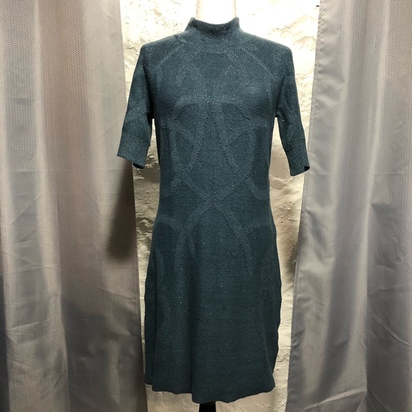 Vera Wang Dresses & Skirts - Vera Wang Sweater Dress